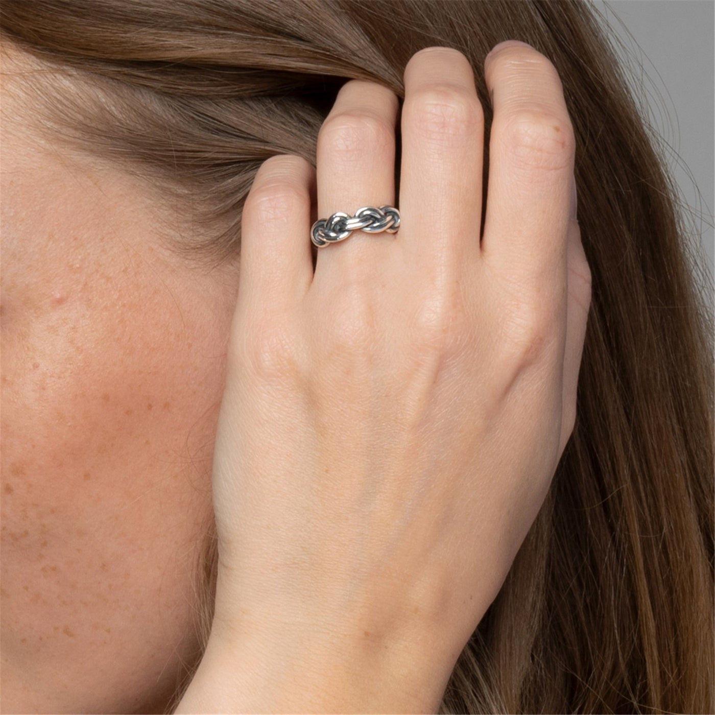 Zlatý pevný náramek s labradoritem