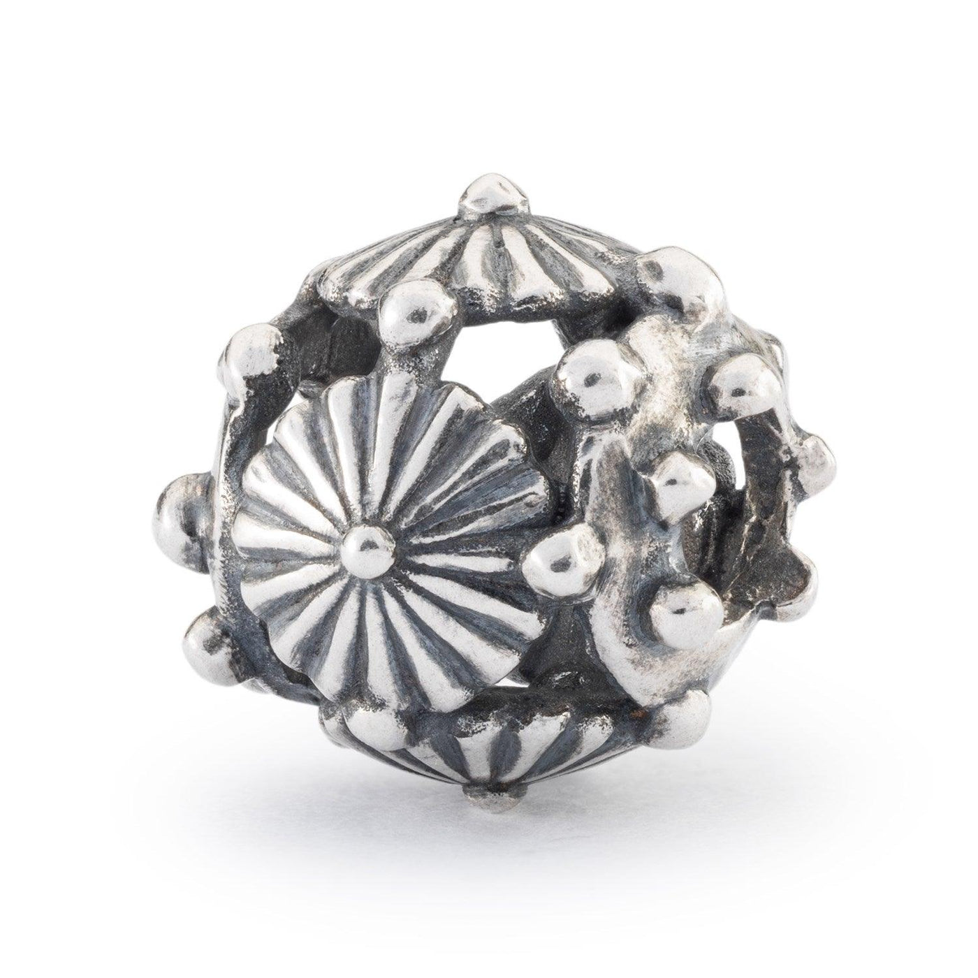 Szerencsés Százszorszép Bead - Trollbeads Ékszerek Magyarország