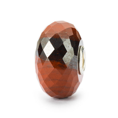 Červený chalcedon s hematitem